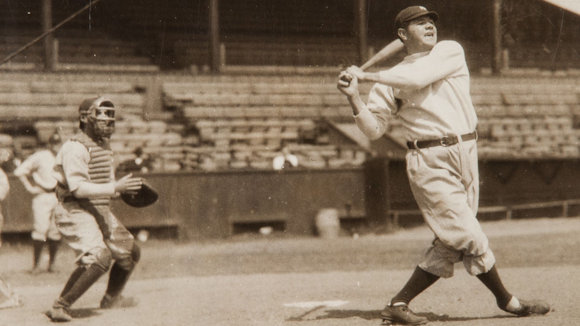 File:1920s Babe Ruth in full swing.jpg