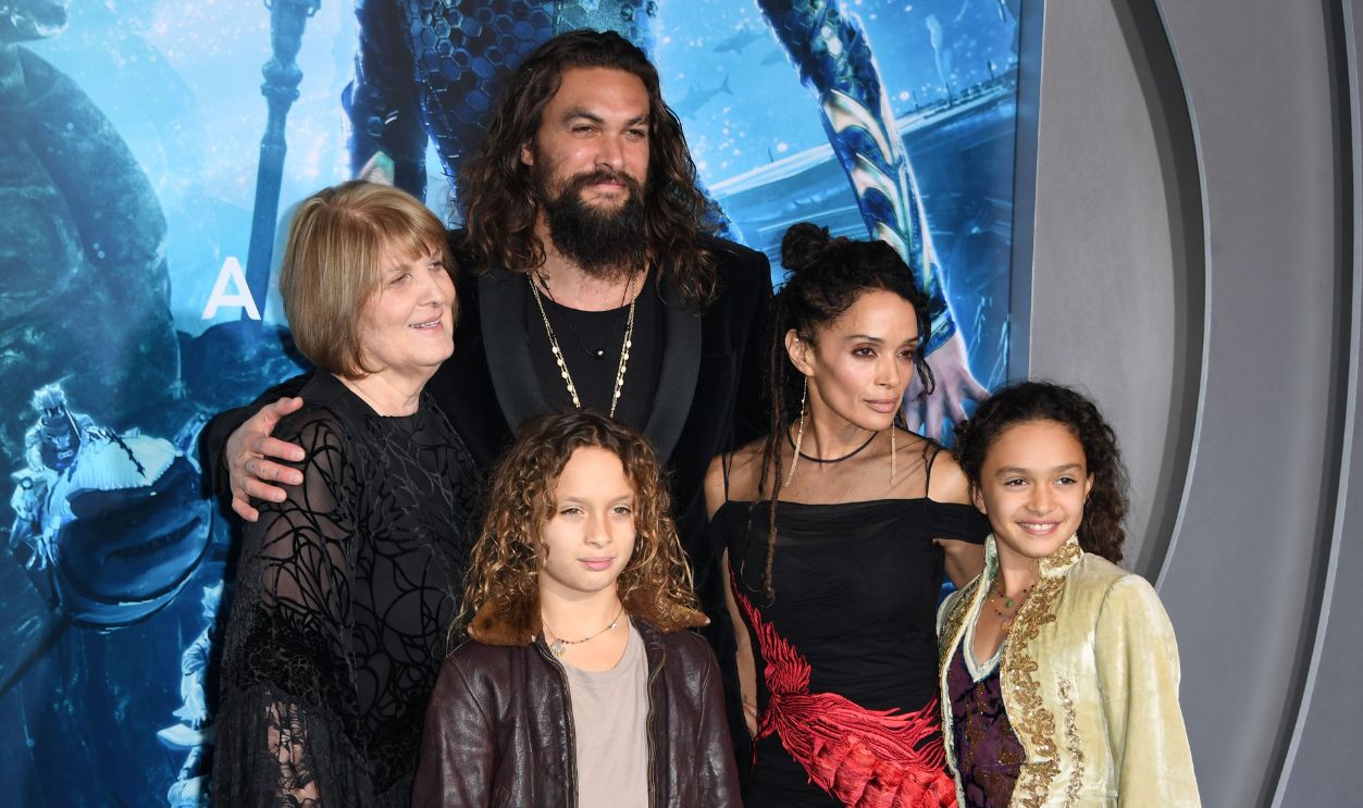 (L-R) Coni Momoa, US actor Jason Momoa, his son Nakoa-Wolf Manakauapo Namakaeha Momoa, his wife actress Lisa Bonet and daughter Lola Iolani Momoa arrive for the world premiere of