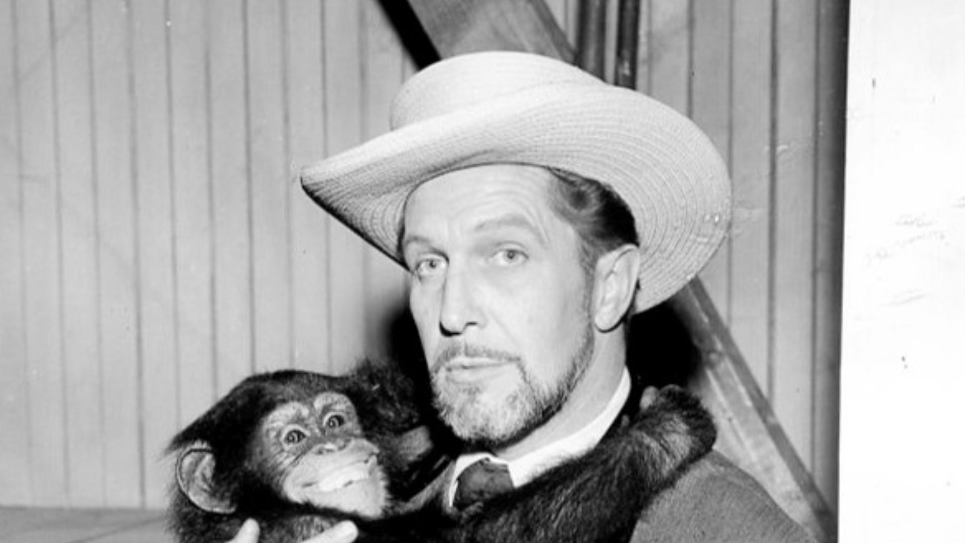 File:Vincent Price Riverboat 1959.jpg