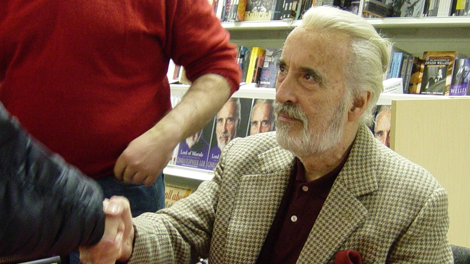 File:Sir Christopher Lee, London, 13 December 2003.jpg