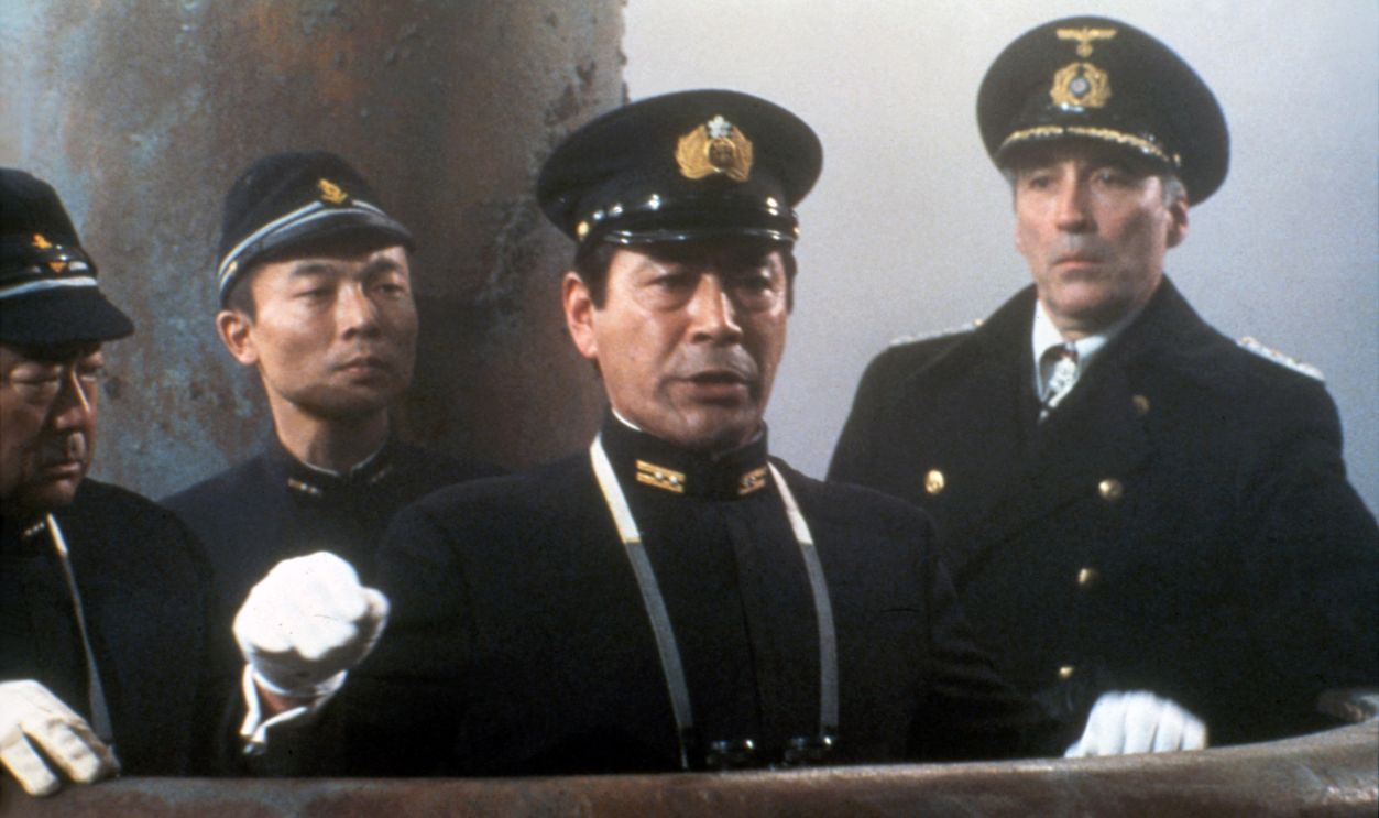 Toshiro Mifume and Christopher Lee on the set of 