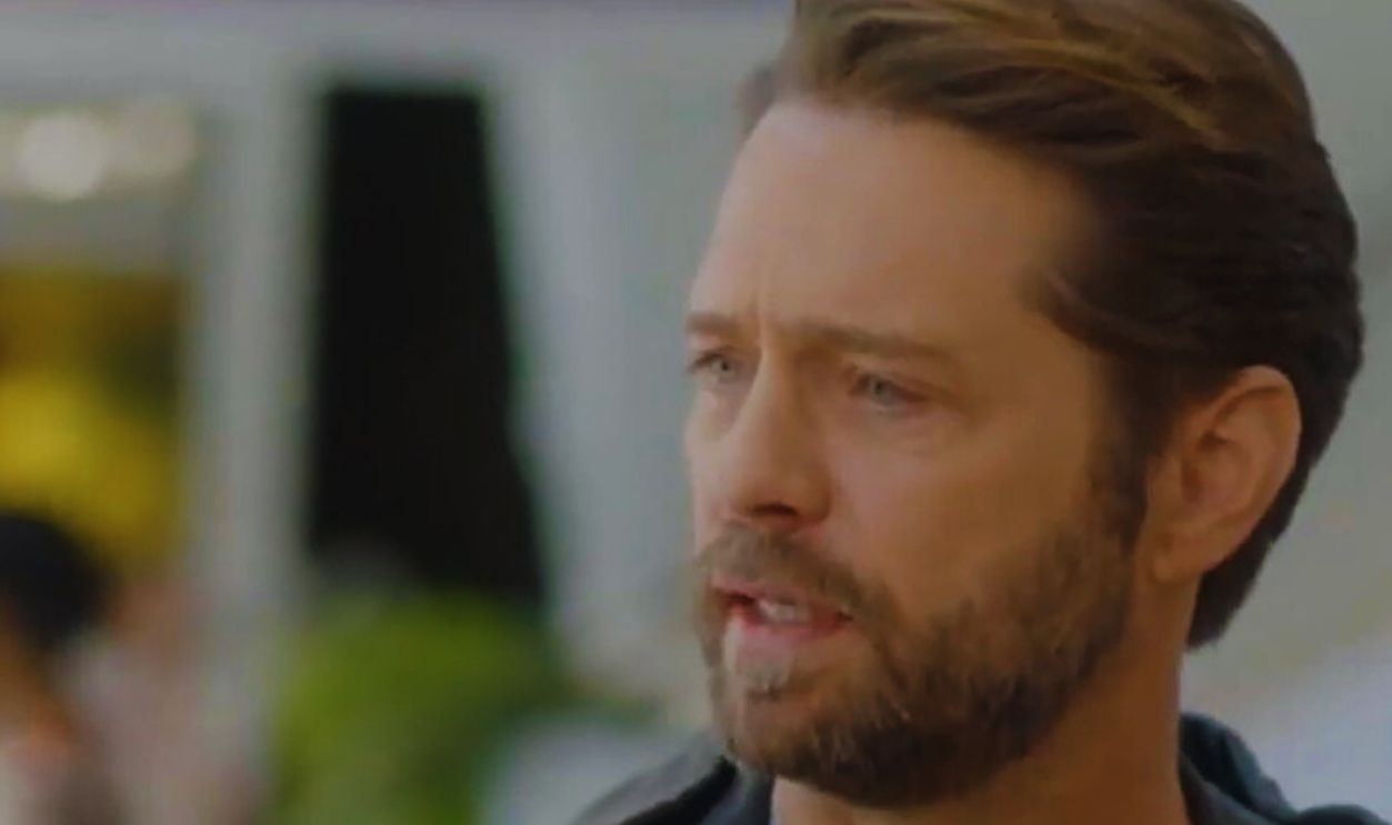 '90210' reboot pays tribute to the late Luke Perry