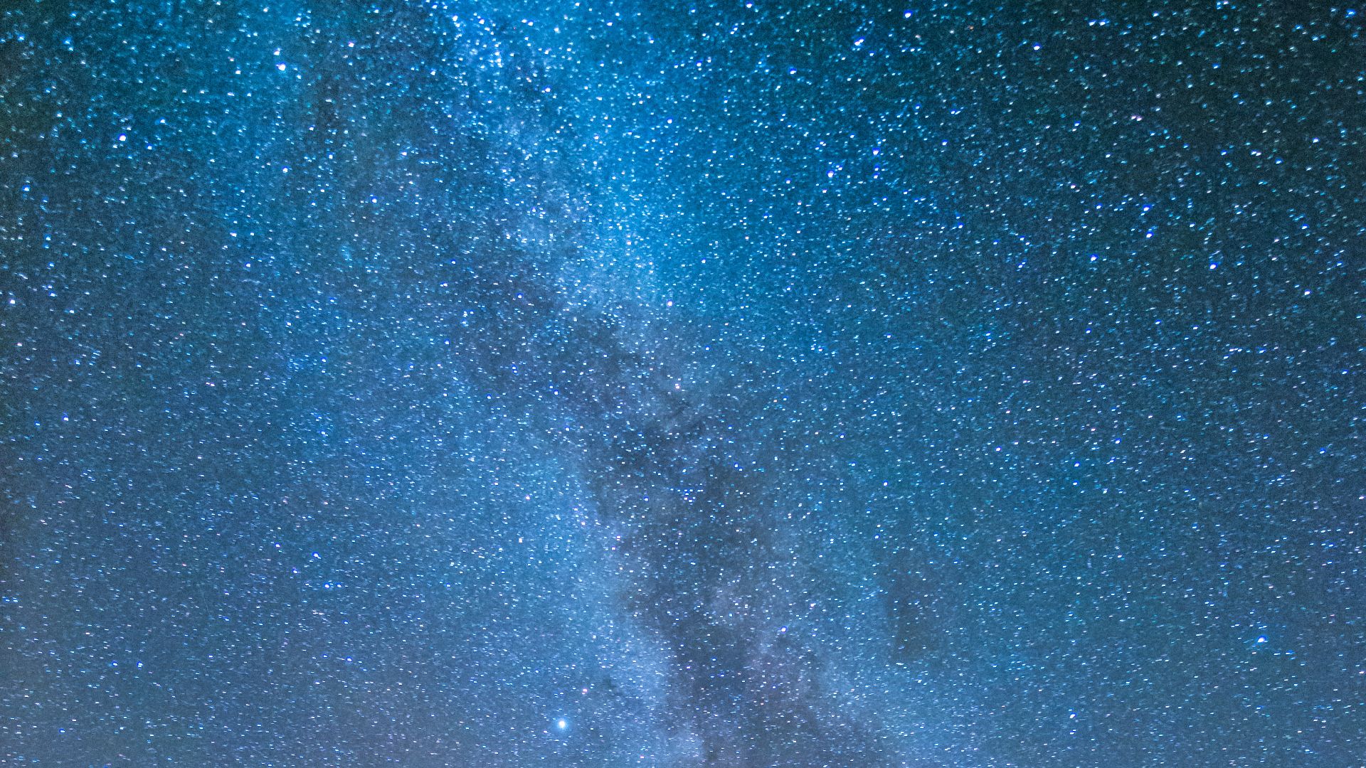 File:Gazing at the Milky Way Morvan 2019-08-31.jpg