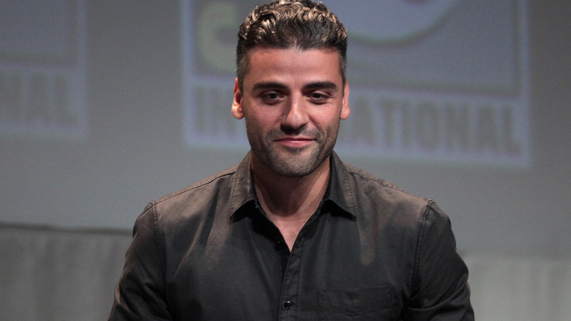 File:SDCC 2015 - Oscar Isaac (19684650221).jpg