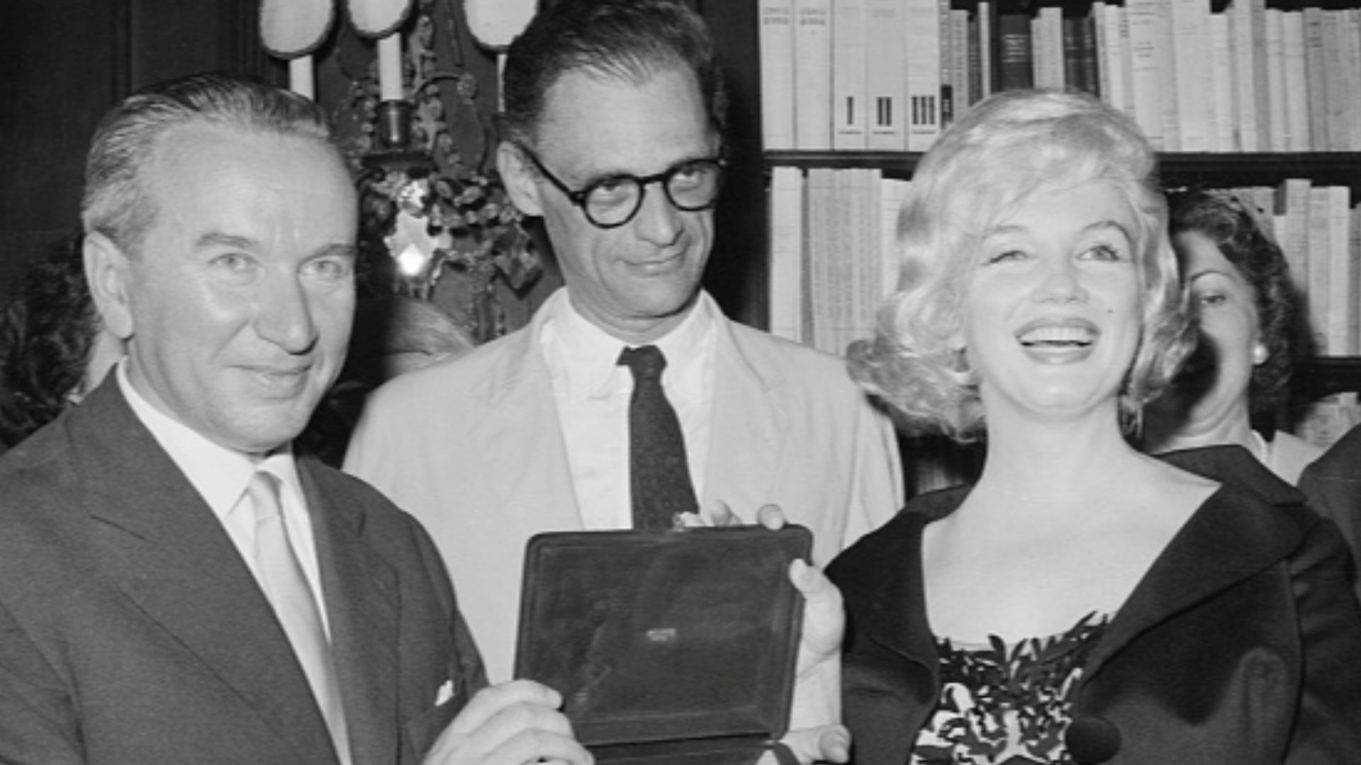 File:Arthur Miller Marilyn Monroe David di Donatello 1958.jpg