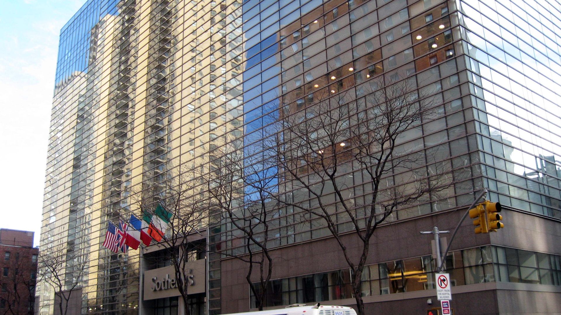 File:Sotheby York Av jeh.JPG