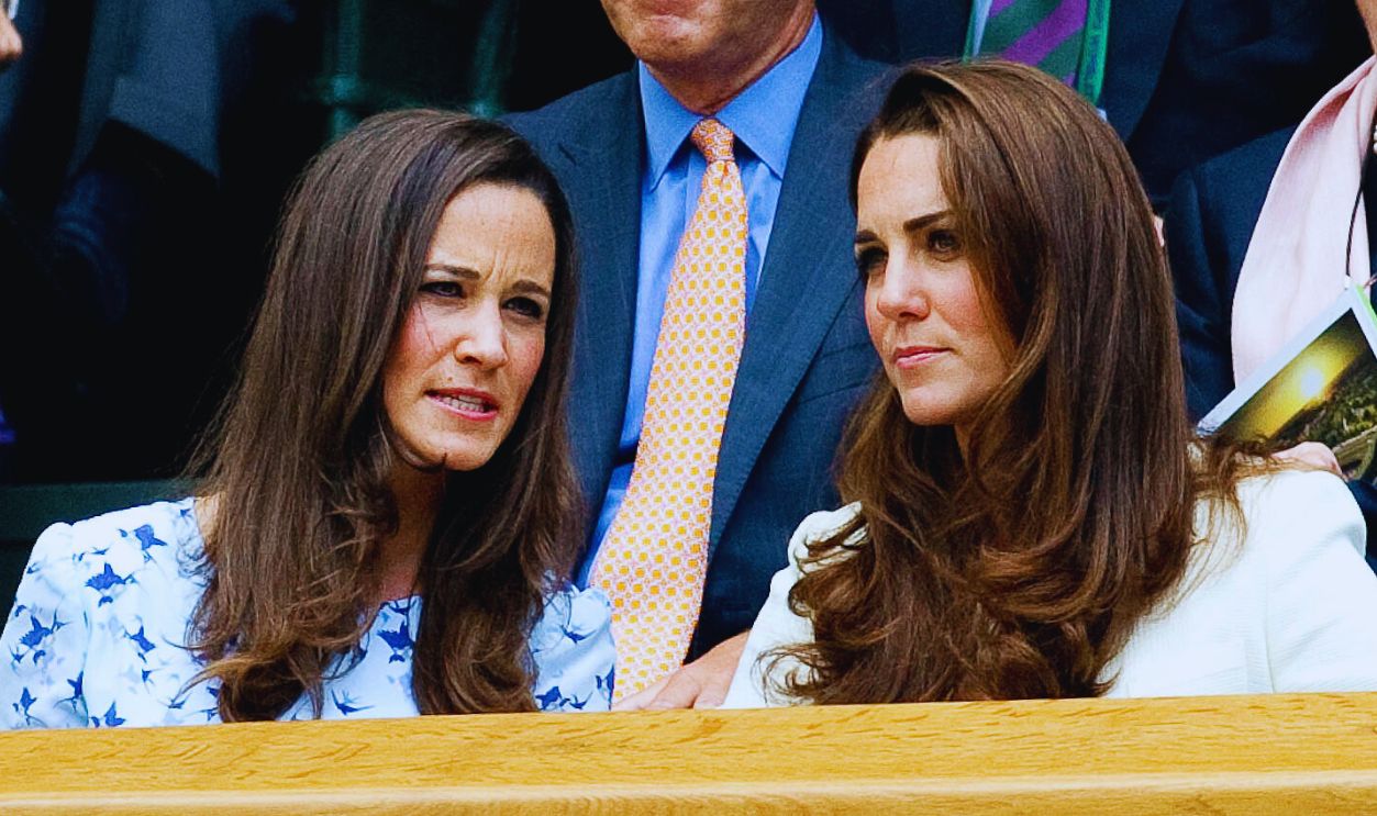 Gettyimages - 1287735145, 08/07/12 WIMBLEDON 2012 FINAL.Roger FEDERER (SUI) v Andy MURRAY (GBR).WIMBLEDON - LONDON.Pippa Middleton (left) with sister Duchess of Cambridge, Kate