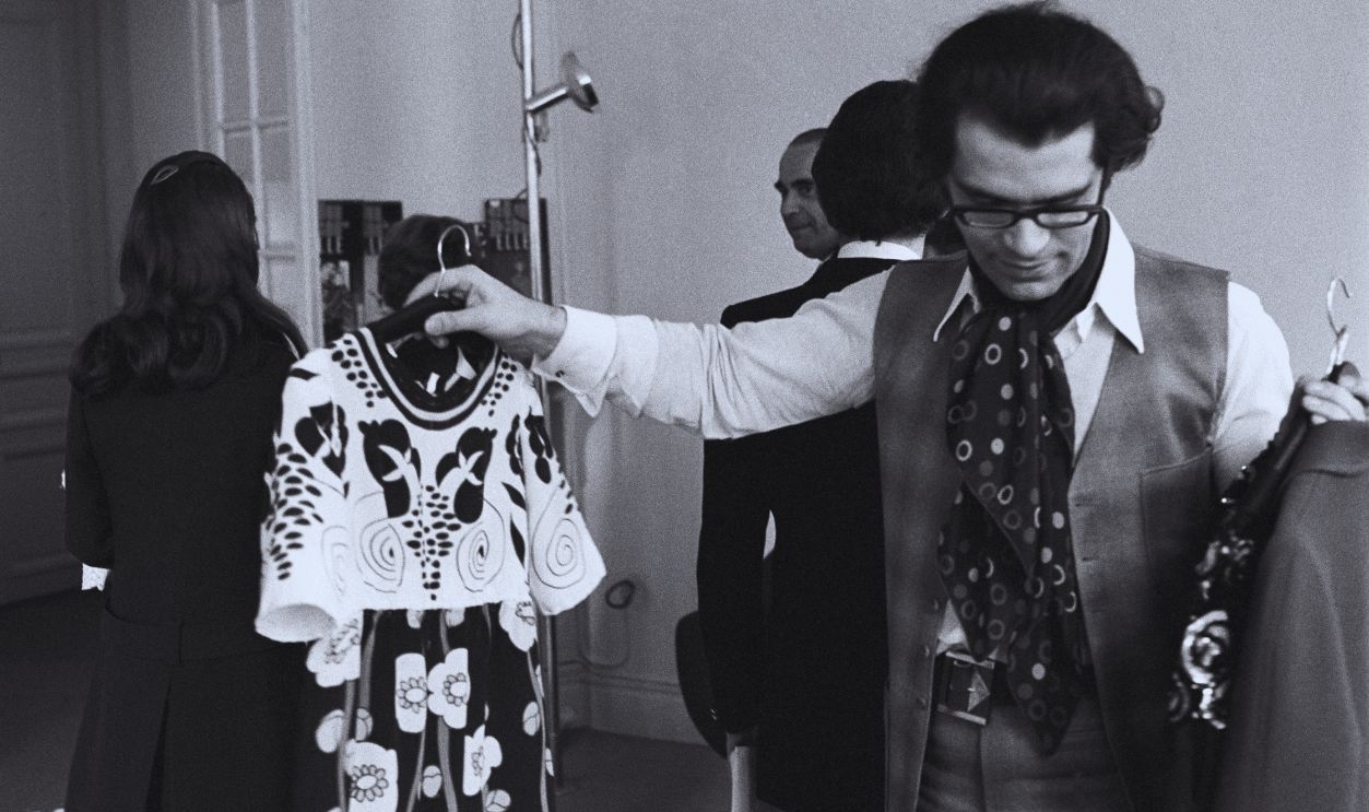 Gettyimages - 1461030748, Chloe Fall 1969 RTW, Paris Karl Lagerfeld showing his Fall 1969 collection for Chloe