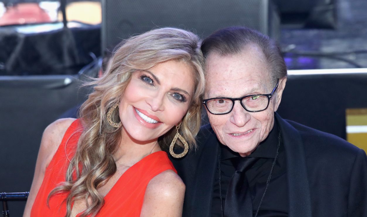 Shawn King (L) and television personality Larry King attend Muhammad Ali's Celebrity Fight Night XXIII at the JW Marriott Desert Ridge Resort & Spa on March 18, 2017 in Phoenix, Arizona. 