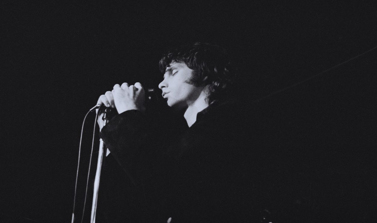 Gettyimages - 1190842974, The Doors Singer Jim Morrison (1943 - 1971) of American rock band the Doors performing at Steve Paul's The Scene in New York City, circa 1967.