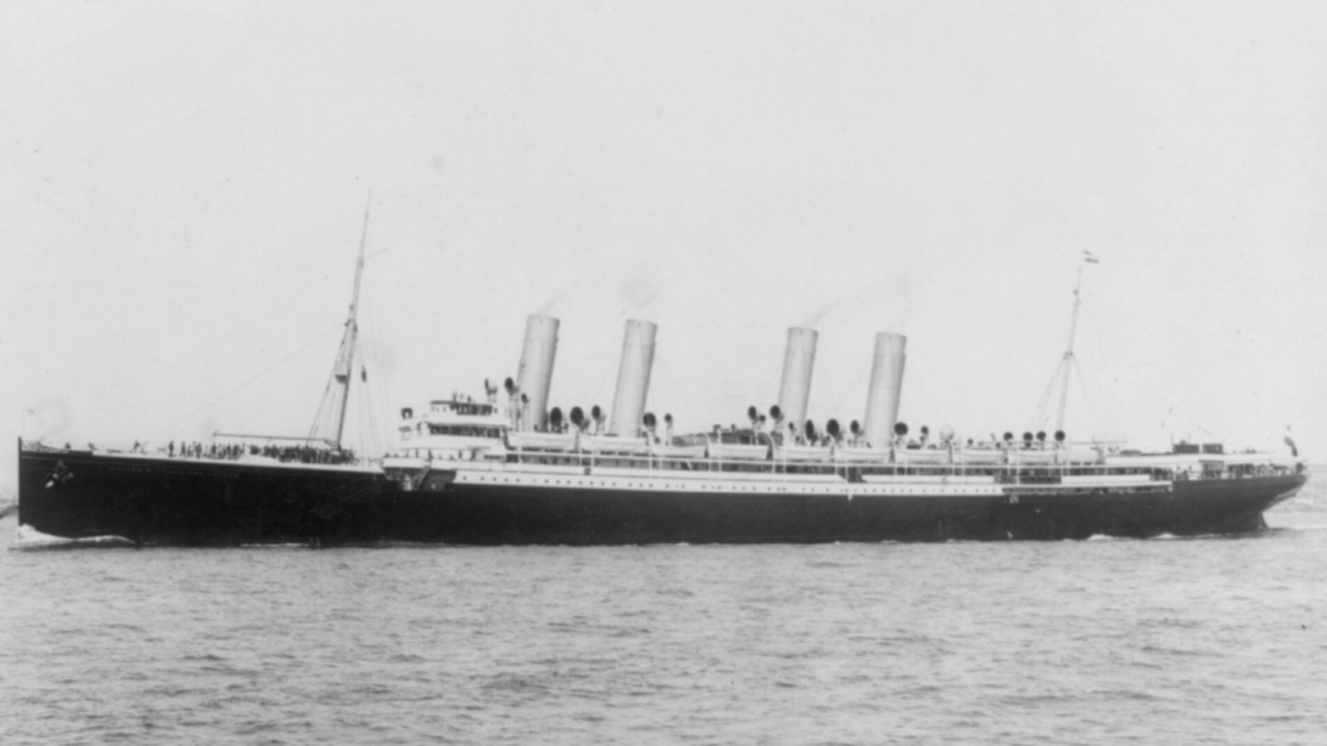 File:Kaiser Wilhelm liner port 1897.jpg