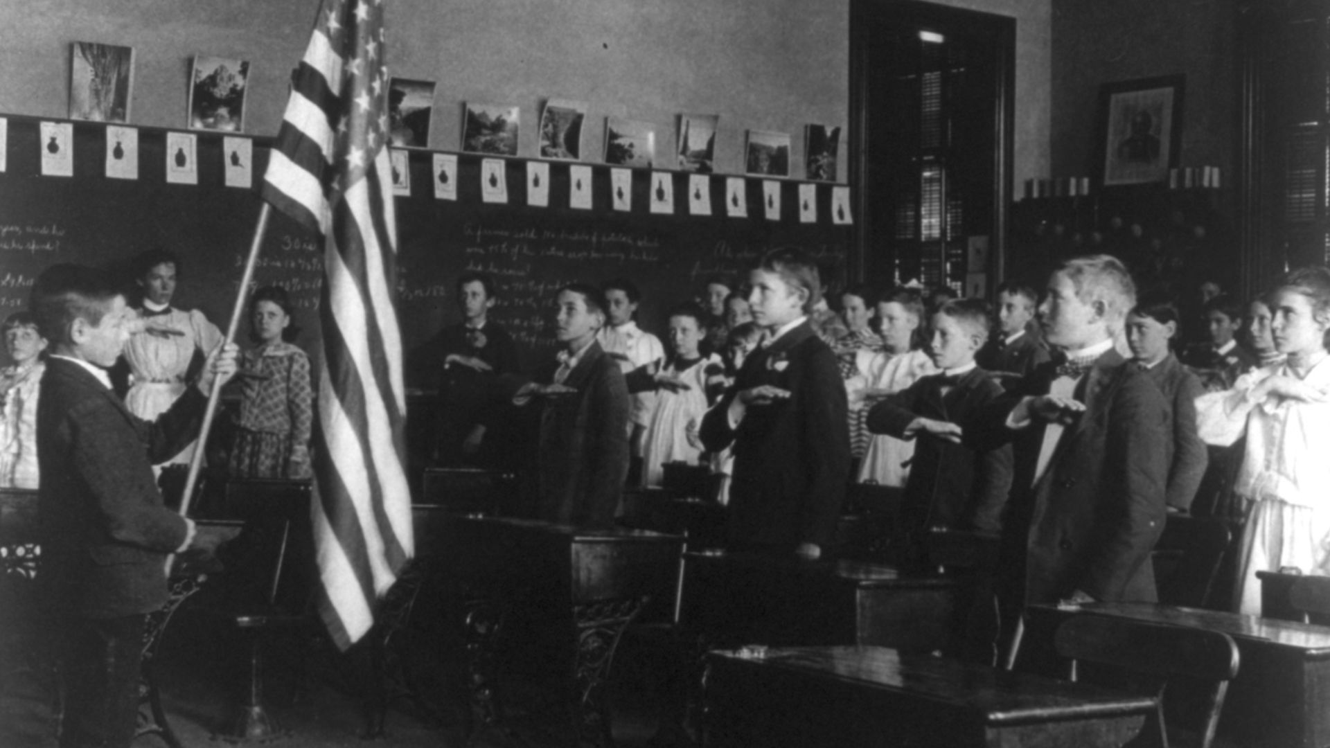File:PledgeOfAllegiance1899.jpg
