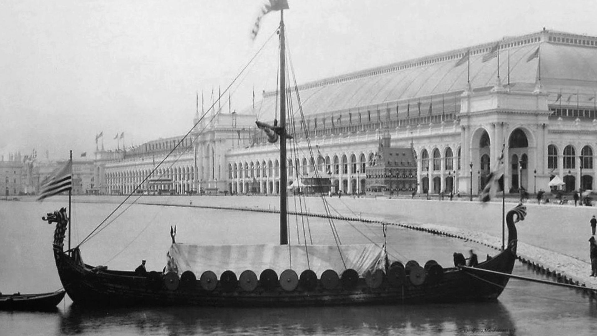 File:Viking, replica of the Gokstad Viking ship, at the Chicago World Fair 1893.jpg