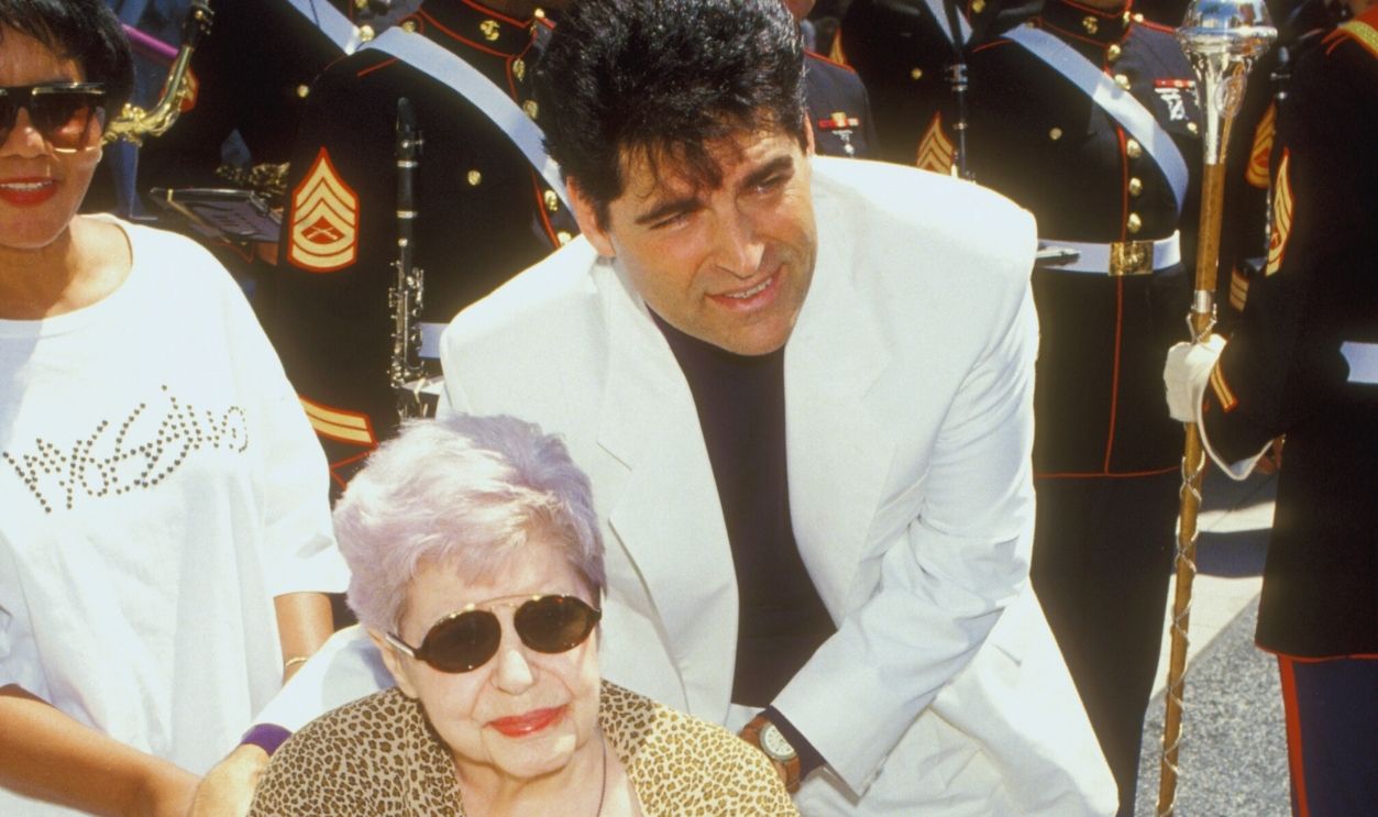 Gettyimages - 162794007, Bob Hope Receives a Fourth Hollywood Walk of Fame Star