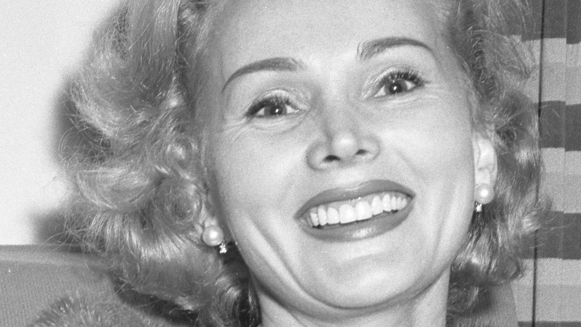 File:Zsa Zsa Gabor (cropped).jpg