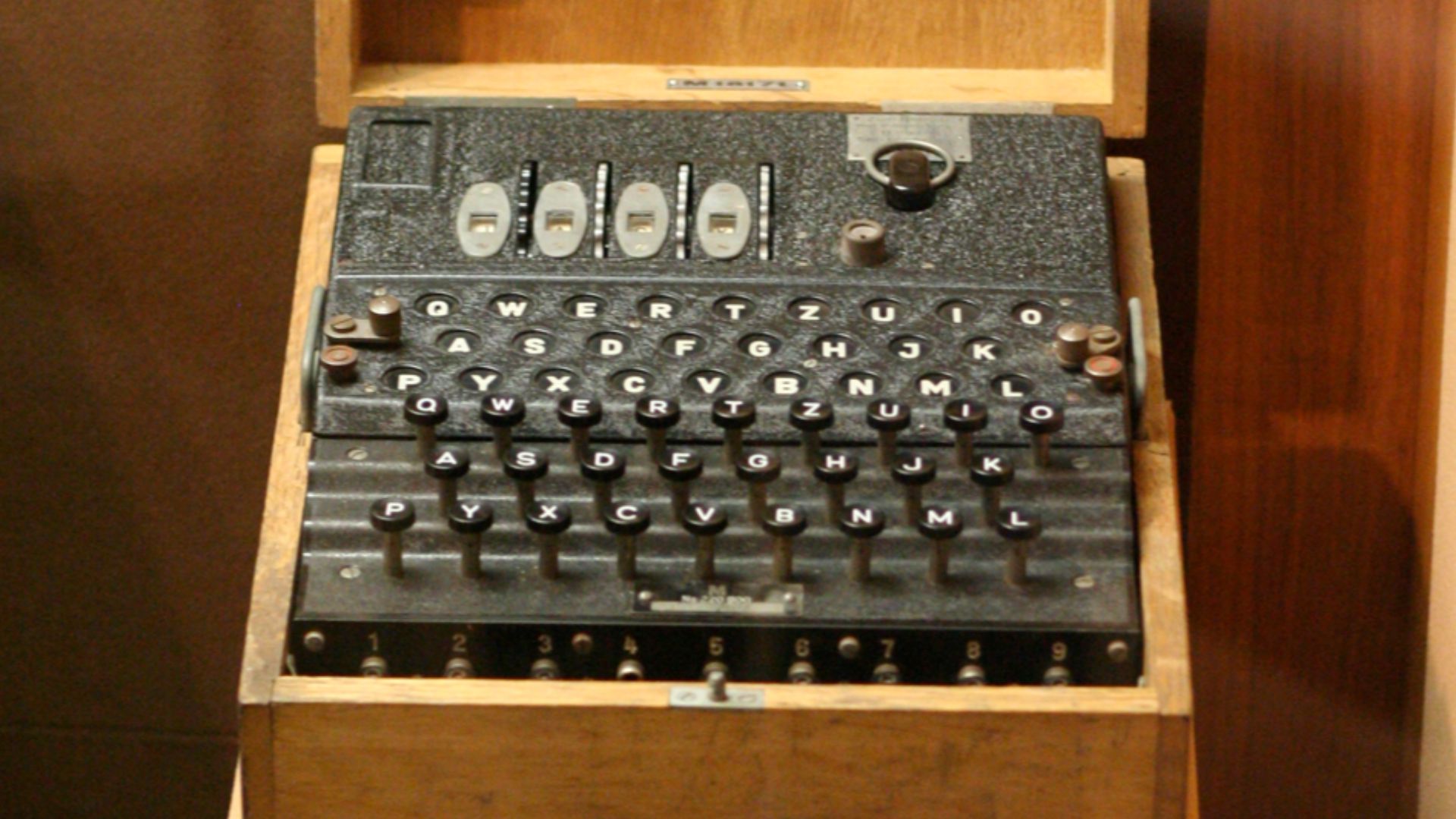 File:Kriegsmarine Enigma.png