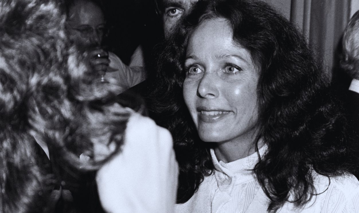 Gettyimages - 1429451779, London Party Hosted by Nicky Haslam and Bubbles Harmsworth Brooke Hayward attends a party in the Eaton Square neighborhood of London