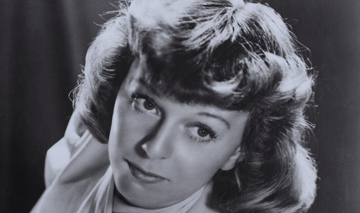 Gettyimages - 961819872, Margaret Sullavan American actress Margaret Sullavan (1909 - 1960), circa 1940.