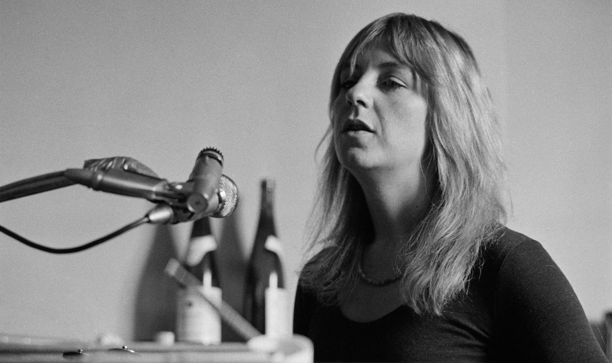 Gettyimages - 176684136, Christine McVie English singer and keyboard player Christine McVie, of pop group Fleetwood Mac, September 1973.