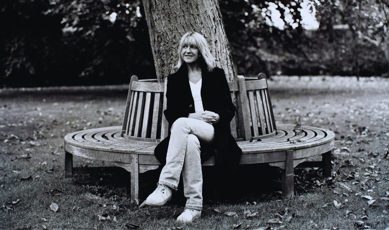 Gettyimages - 2204672857, Christine McVie At Home Portrait of English singer-songwriter and keyboard player Christine McVie (1943 - 2022) of Fleetwood Mac at home in Canterbury, Kent, United Kingdom, November 2009.