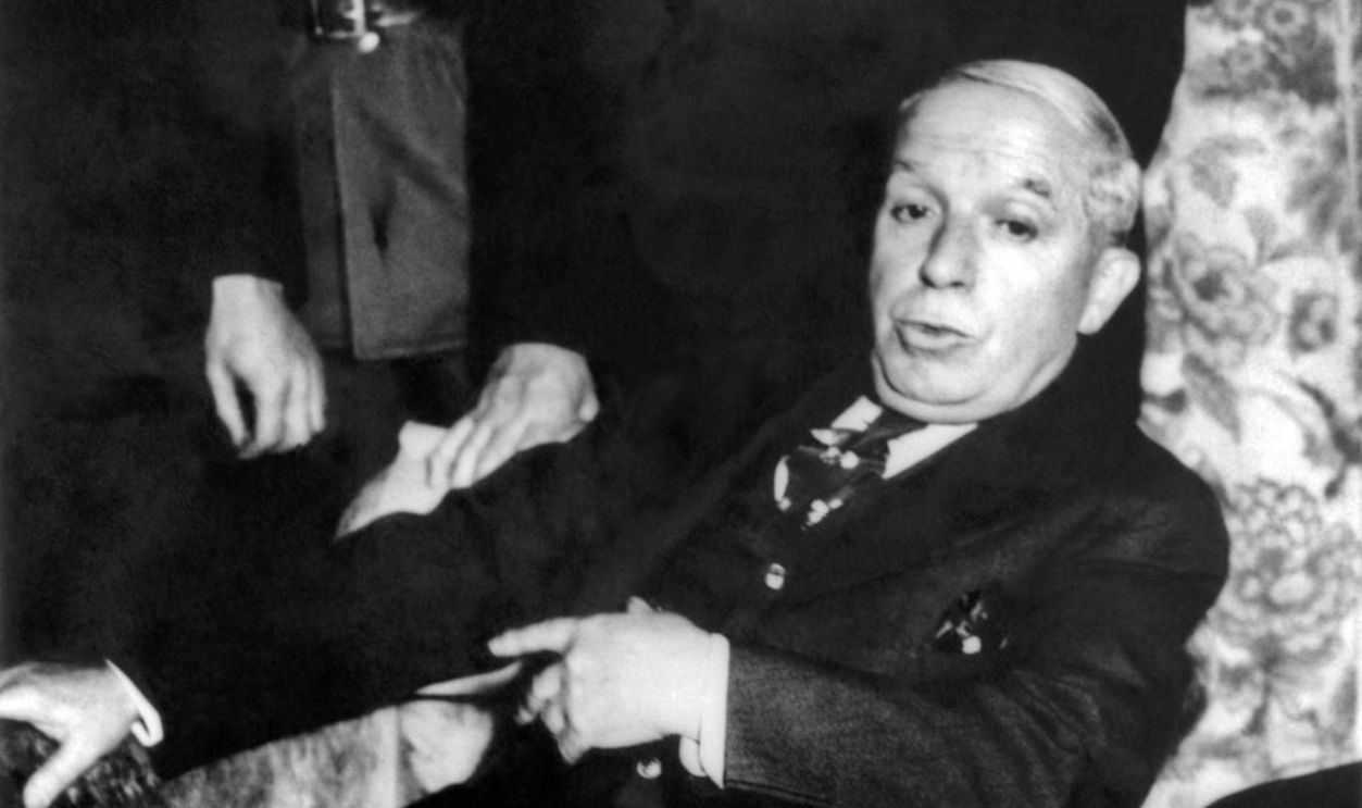 Charles Ponzi in his cabin on the SS Vulcan as he is being deported back to Italy after spending more than ten years in jails for his 'get rich quick' financial schemes that impoverished thousands, Boston, Massachusetts, October 7, 1934. (Photo by Underwood Archives/Getty Images)