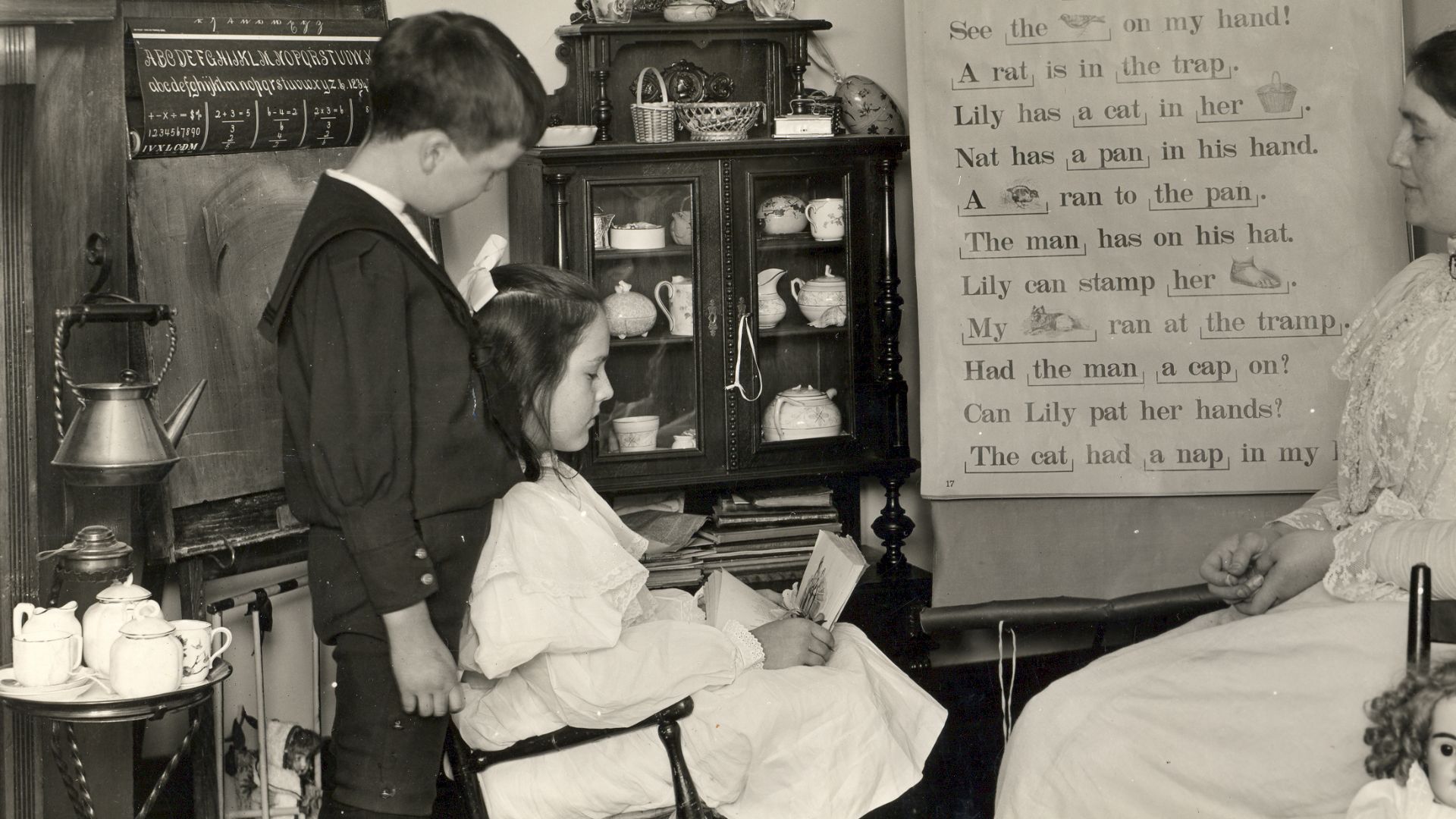 File:Mina Miller Edison with her children Madeleine Edison and Theodore Edison at Glenmont (c89effee619b4c7f88ec8d2e46a592ec).jpg