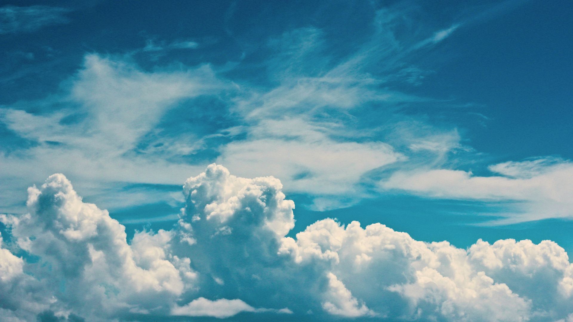 white clouds under blue sky at daytime