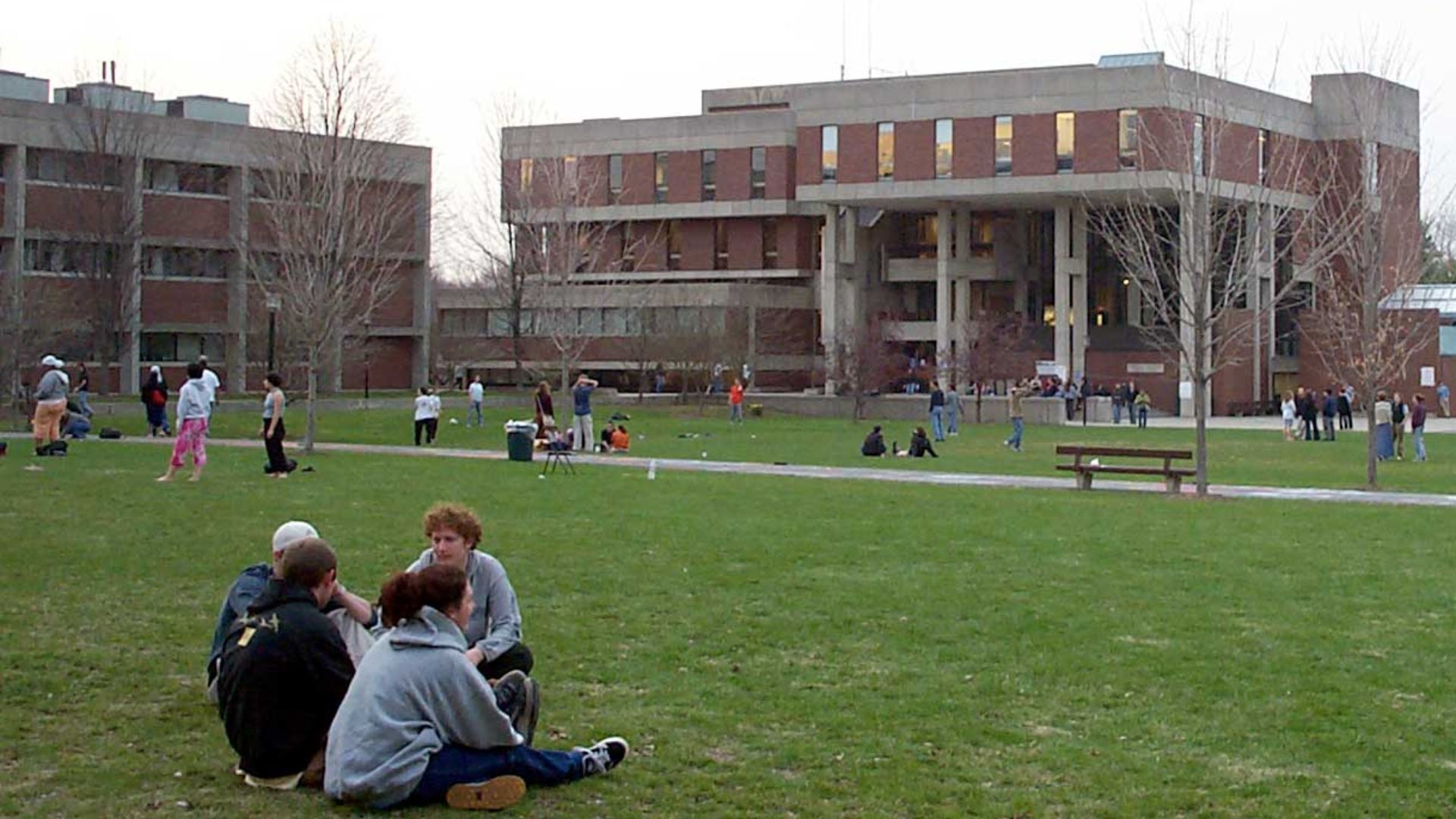 File:Hampshire college.jpg