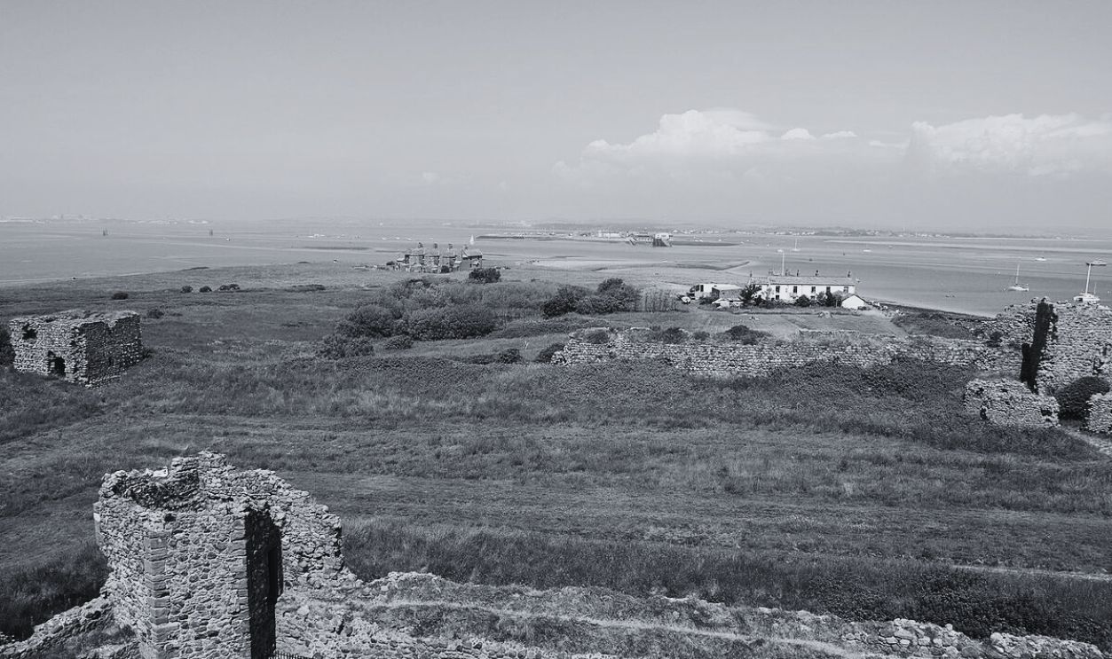 File:Piel Island as viewed from the Piel Castle - geograph.org.uk - 5811286.jpg