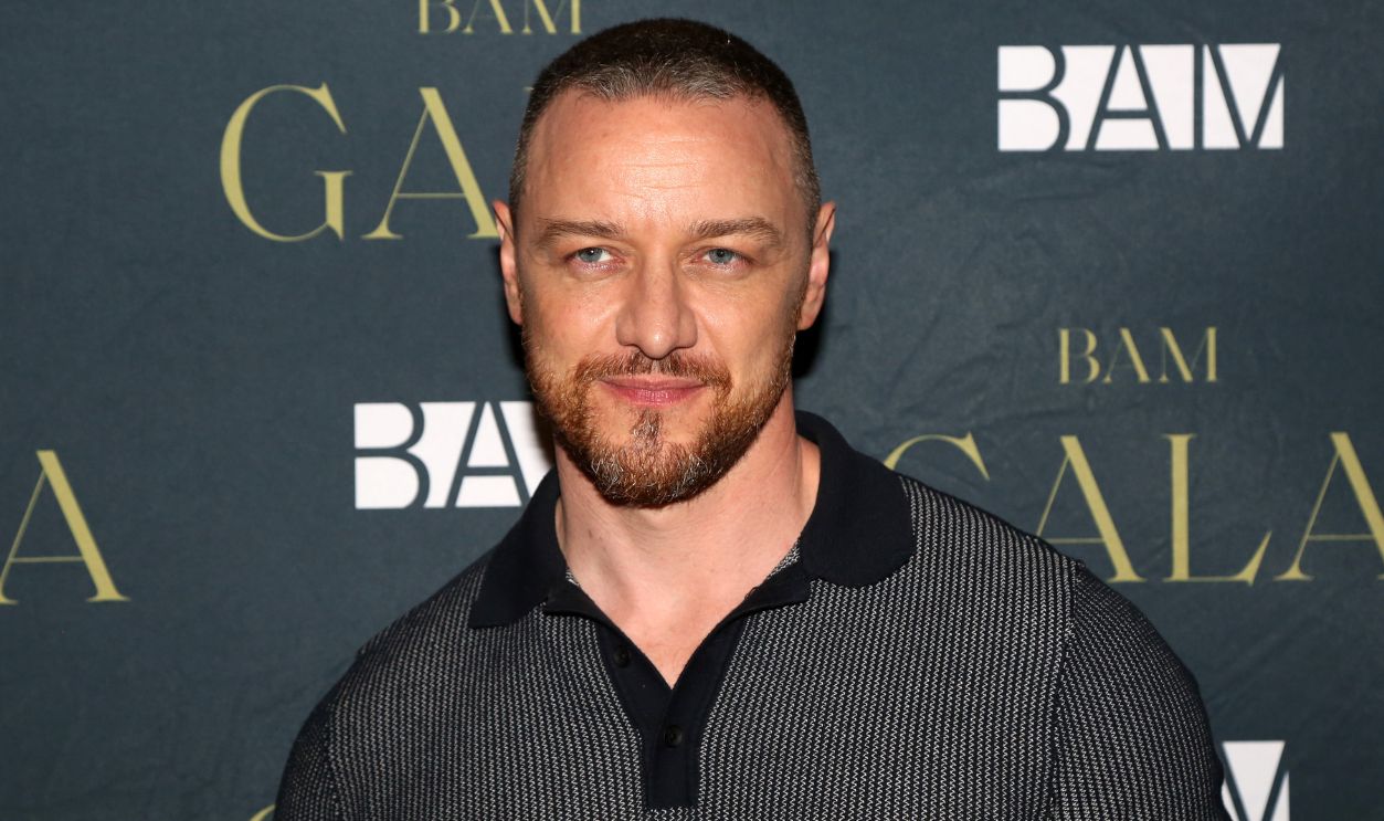 James McAvoy poses at the BAM Gala 2022 celebrating Cyrano de Bergerac Opening Night at The BAM Harvey Theater on April 14, 2022 in New York City.