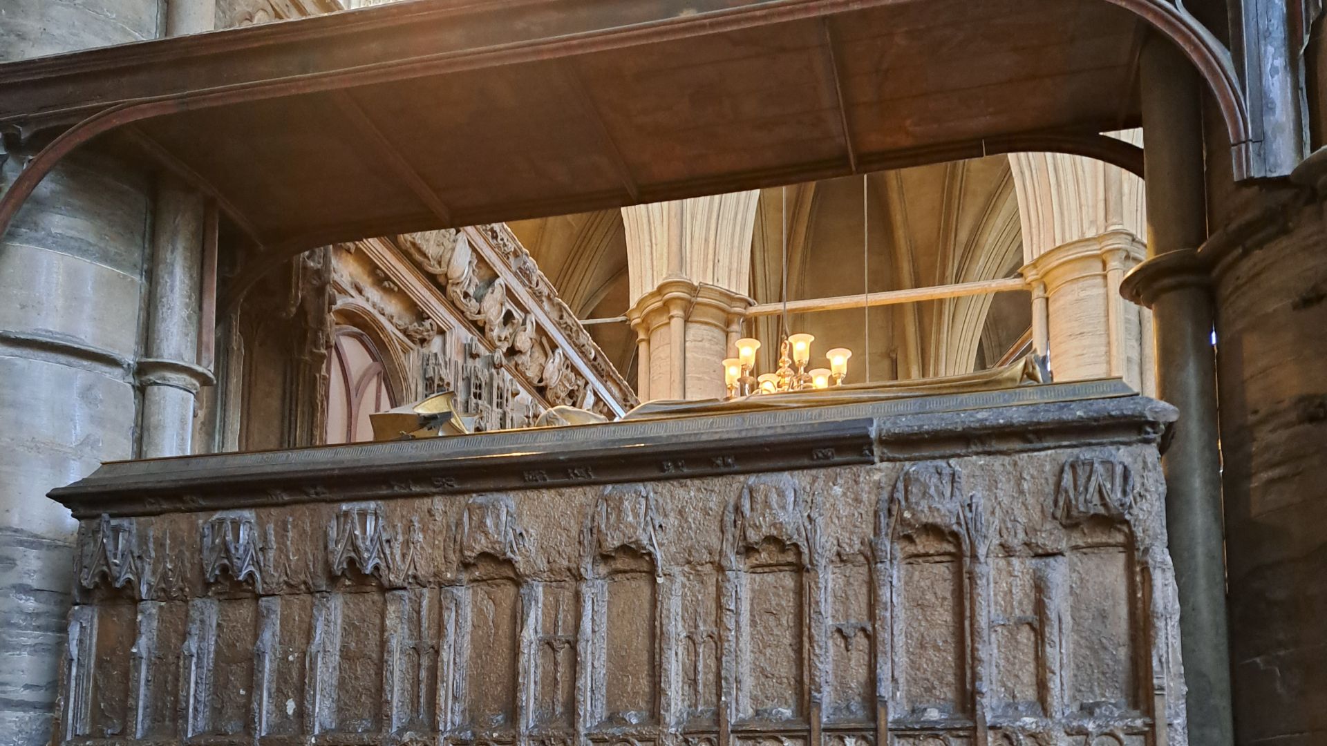 File:Richard II Westminster Abbey London England.jpg