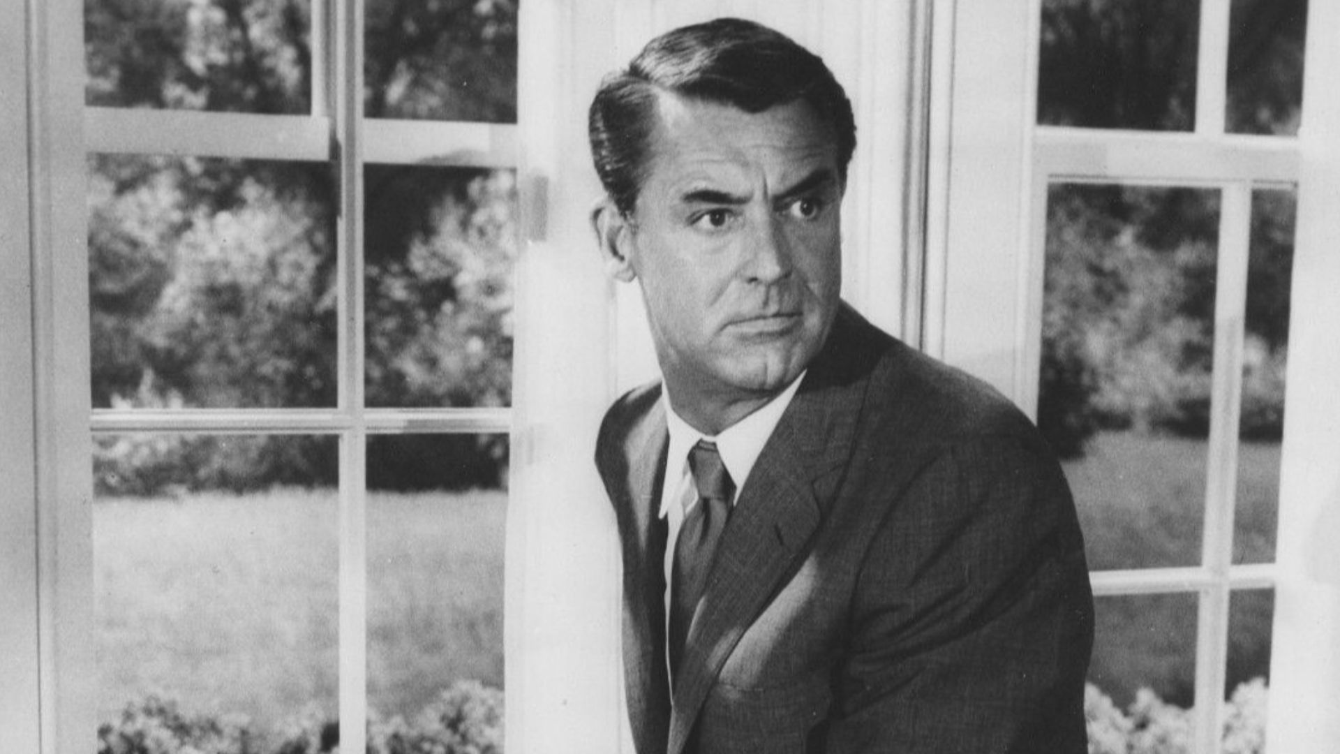 File:Cary Grant North by Northwest Original Still.jpg