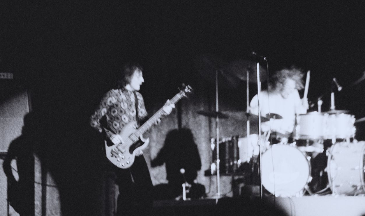 Gettyimages - 1024202694, Cream Lead singer and bass guitarist Jack Bruce (1943 - 2014) and drummer Ginger Baker (right) of British rock band Cream in concert, circa 1967.