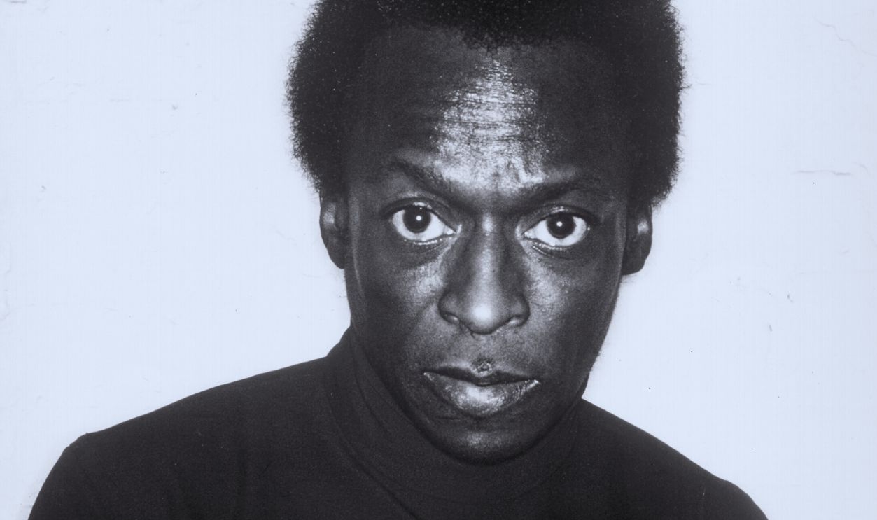 Gettyimages - 74259970, Miles Davis Portrait CIRCA 1973: Jazz trumpeter Miles Davis poses for a portrait in circa 1973.
