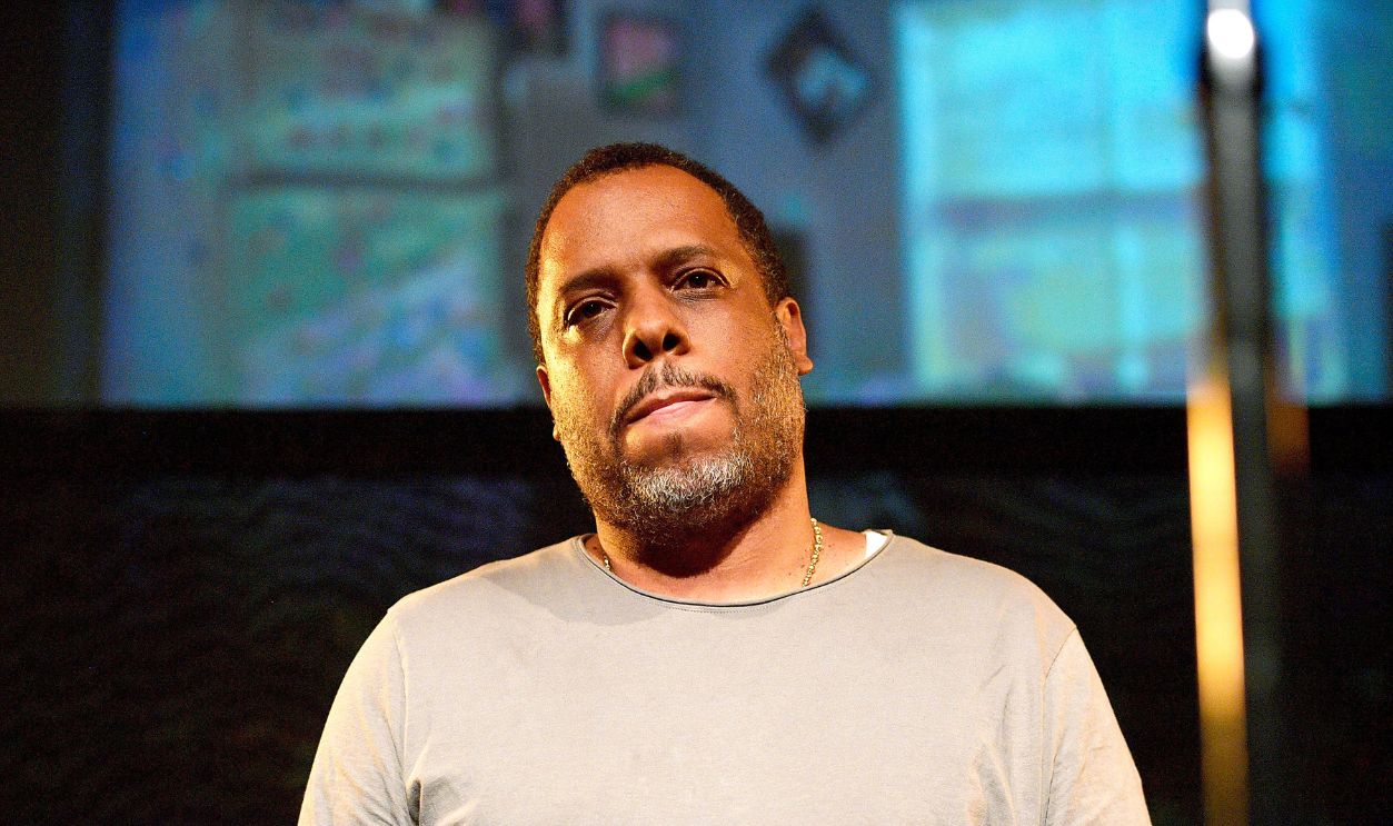 Jay-Z Introduces Vic Mensa At Mack Sennett Studios