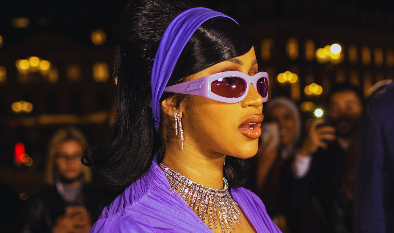 Gettyimages - 1353838180, Street Style : Day Seven - Paris Fashion Week - Womenswear Spring Summer 2022