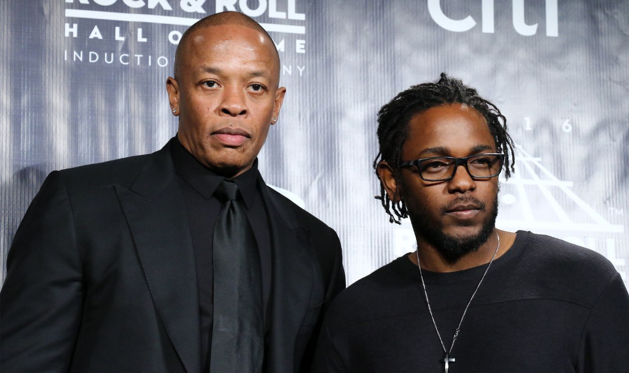 Dr. Dre (L) and Kendrick Lamar pose in the press room at the 31st Annual Rock And Roll Hall Of Fame Induction Ceremony at Barclays Center of Brooklyn on April 8, 2016 in New York City.