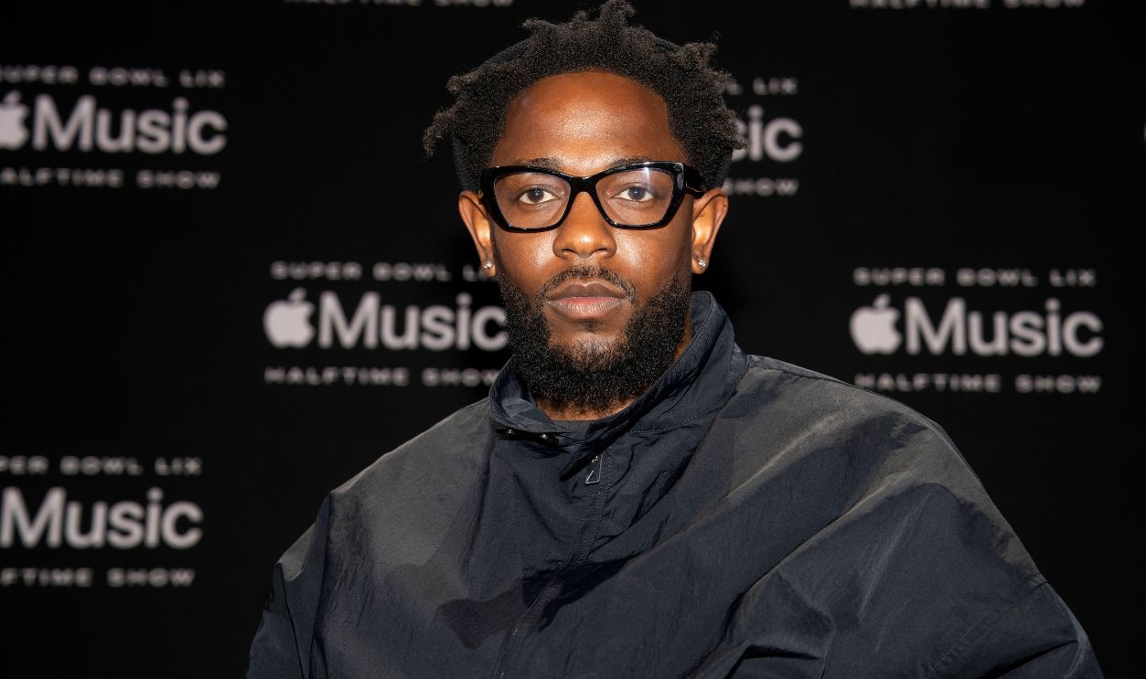 Kendrick Lamar poses for a photo onstage at the Super Bowl LVIX Pregame & Apple Music Super Bowl LVIX Halftime Show Press Conference at Ernest N. Morial Convention Center on February 06, 2025 in New Orleans, Louisiana.