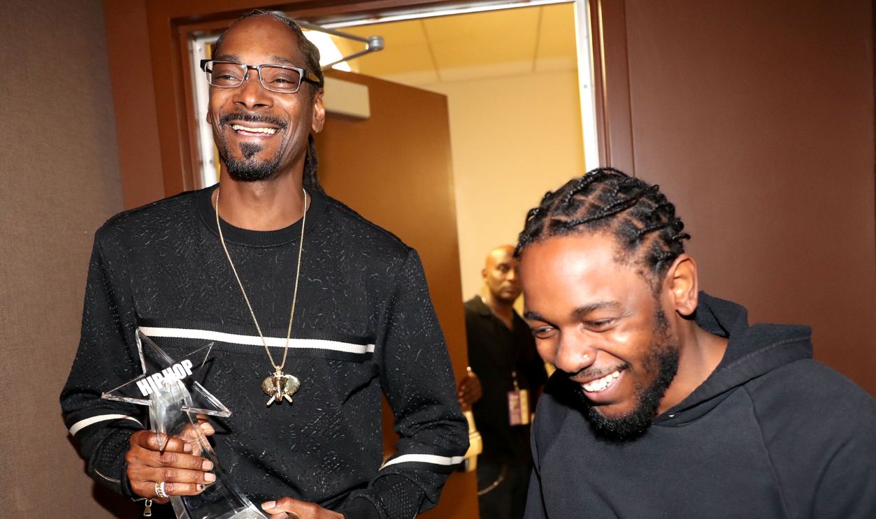 Snoop Dogg and Kendrick Lamar attend the BET Hip Hop Awards 2016 at Cobb Energy Performing Arts Center on September 17, 2016 in Atlanta, Georgia.