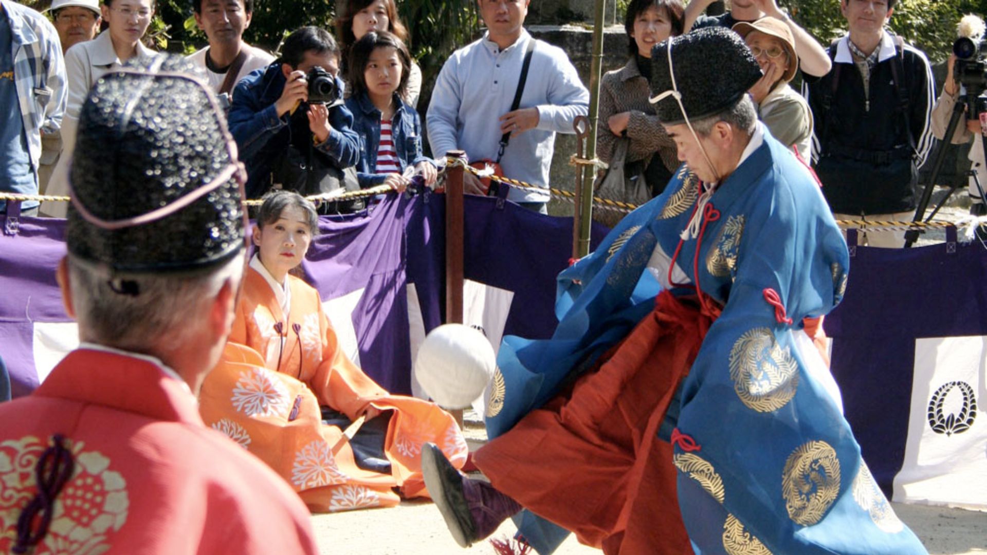 File:Kemari Matsuri at Tanzan Shrine 2.jpg
