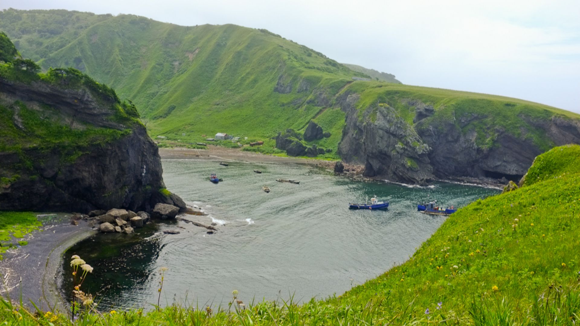 File:Kuril Islands-29.jpg