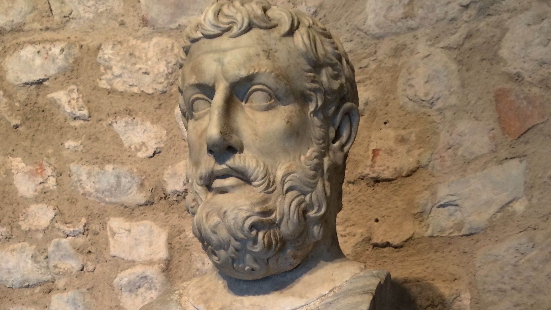 File:Busto di Parmenide.jpg