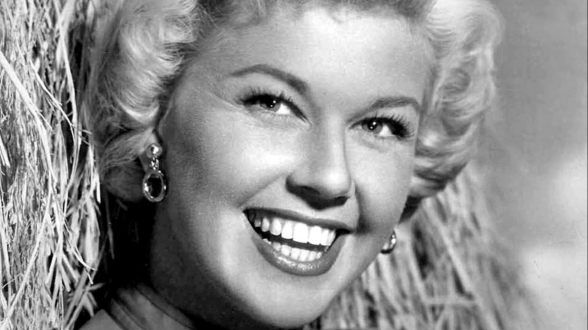File:Doris Day - 1957.JPG