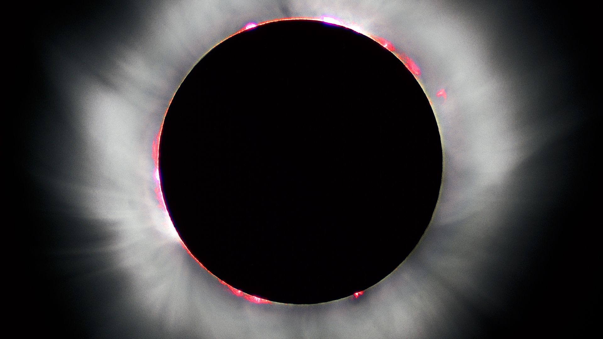 File:Solar eclipse 1999 4.jpg