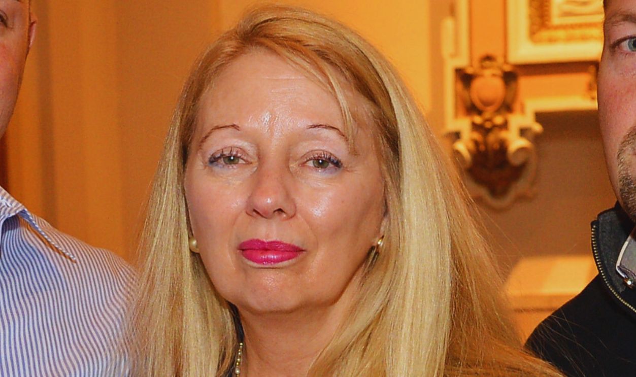 Gettyimages - 163276535, Mindy McCready Memorial Service - Inside NASHVILLE, TN - MARCH 06: (EXCLUSIVE COVERAGE) Mindy's Nephew, Brother Tim McCready, Mother Gayle Inge and BrotherJosh McCready attend the memorial service for Mindy McCready at Cathedral of the Incarnation on March 6, 2013 in Nashville, Tennessee. McCready was found dead from an apparent suicide on February 17, 2013 at her home in Heber Springs, Arkansas.