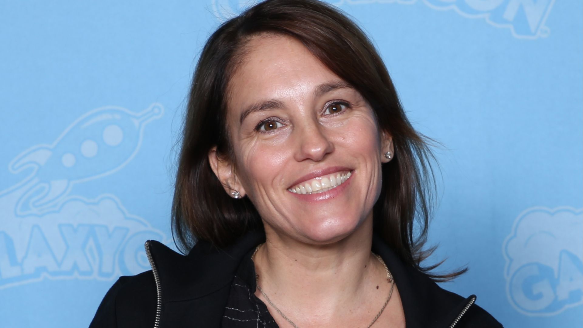 File:Amy Jo Johnson Photo Op GalaxyCon Minneapolis 2019.jpg