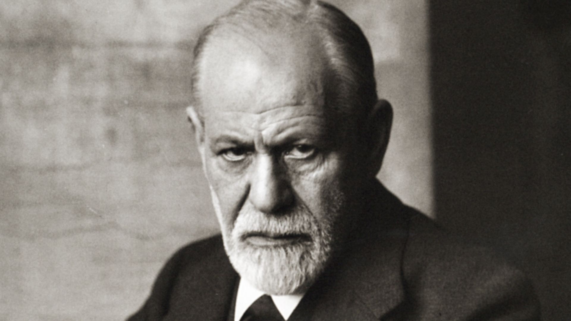 File:Sigmund Freud 1926.jpg