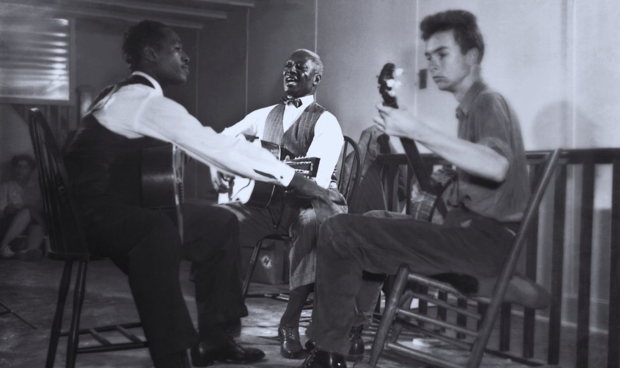 Gettyimages - 467819261, Leadbelly, White, Pete Seeger Left to Right, Josh White, LeadBelly, and Pete Seeger, New York, New York, March 1941. Seeger was one of the founders of the Almanac Singers, and Josh White played on their debut album 'Songs For John Doe.'