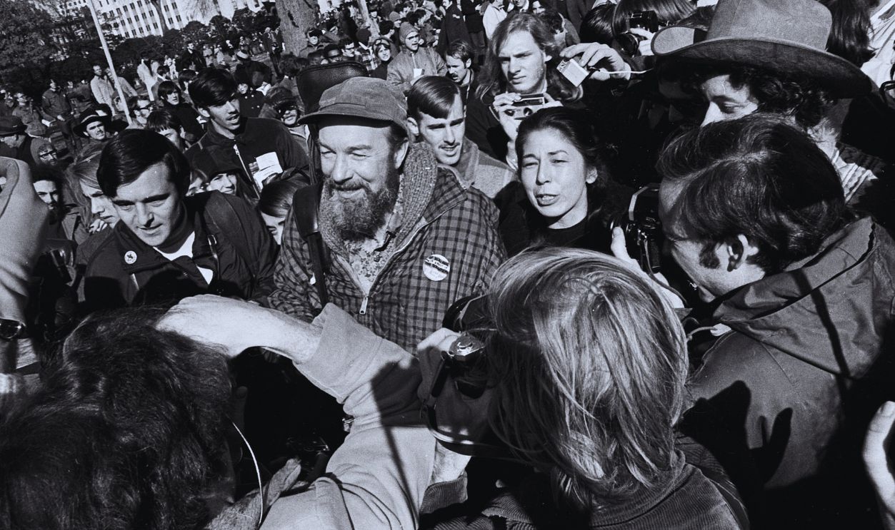 Gettyimages - 2162579486, The Seegers At The National Moiblization To End The War