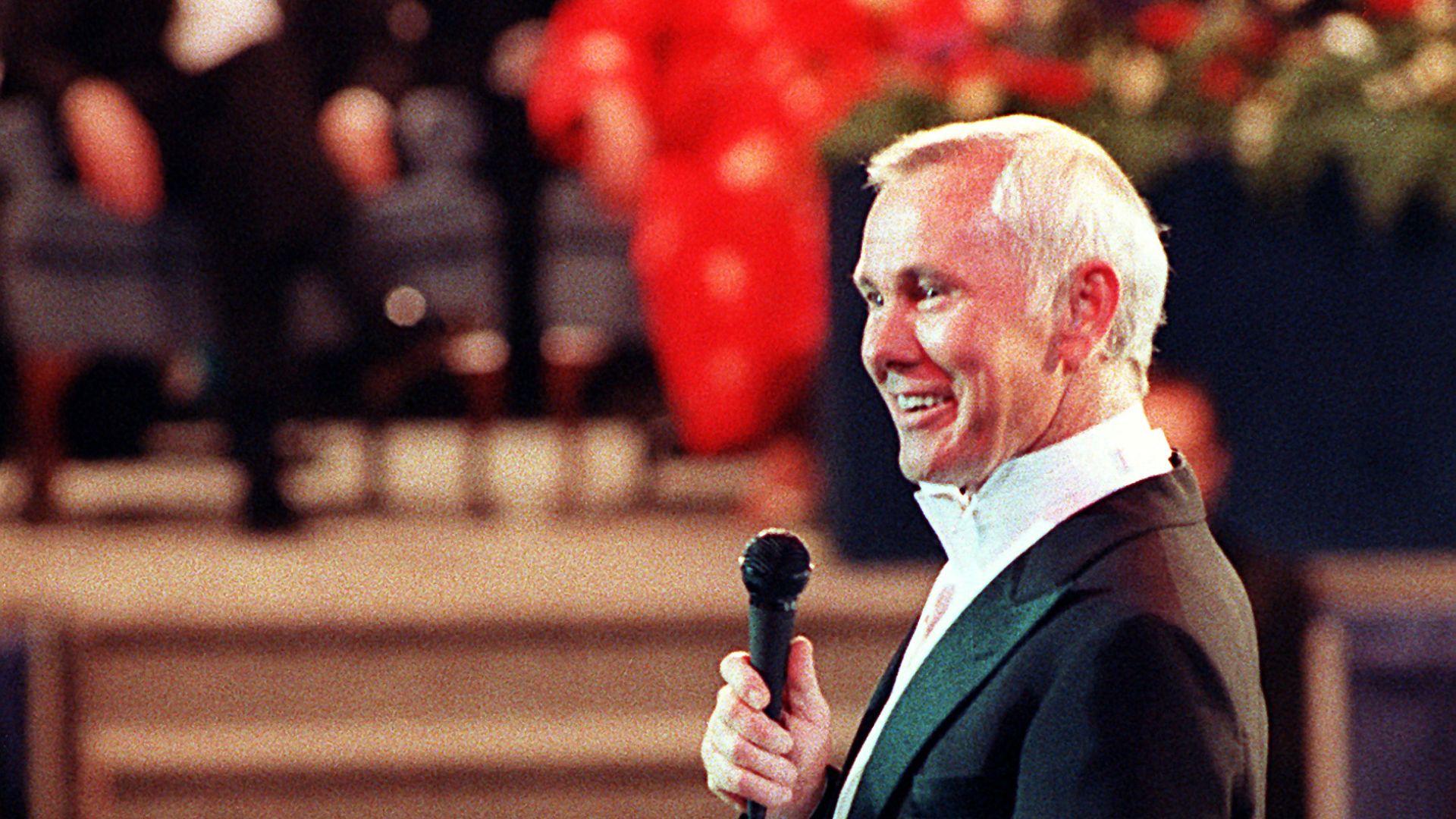 File:Comedian Johnny Carson entertains the honored guests during the gala celebration at the Capital Center, during Inauguration Day.jpg